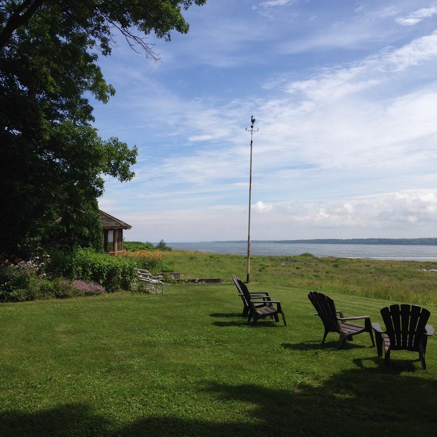 Auberge Les Blancs Moutons Saint-Laurent-de-l'ile d'Orleans Εξωτερικό φωτογραφία