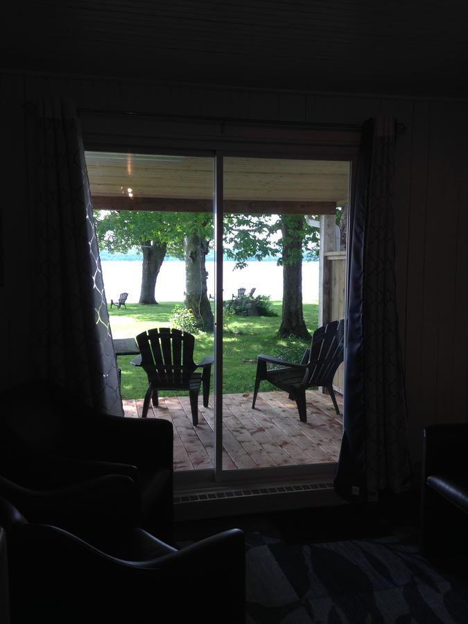 Auberge Les Blancs Moutons Saint-Laurent-de-l'ile d'Orleans Εξωτερικό φωτογραφία