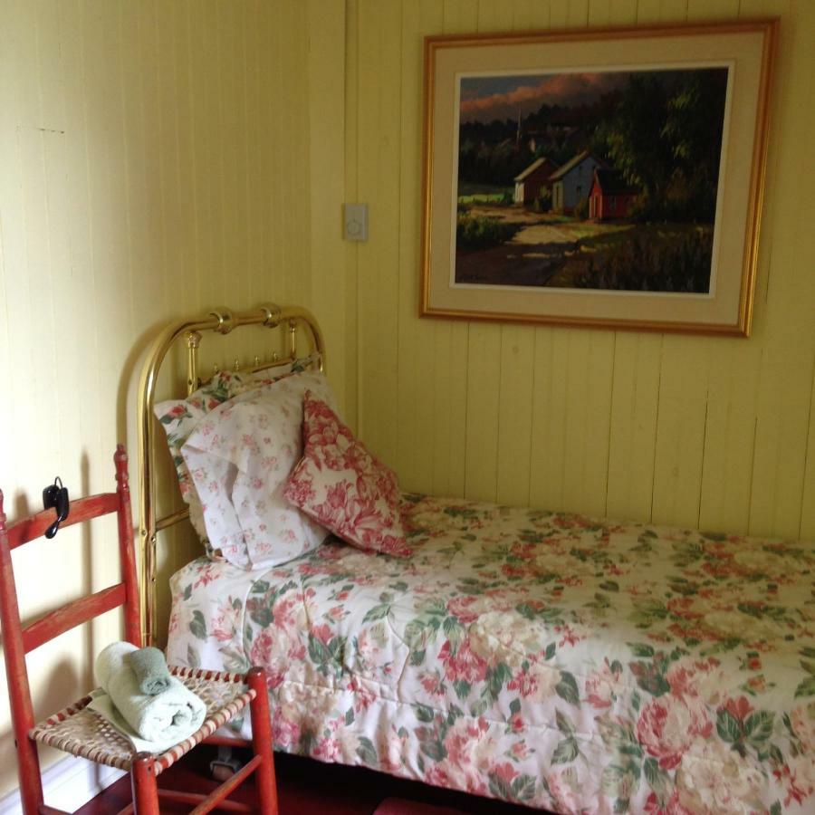 Auberge Les Blancs Moutons Saint-Laurent-de-l'ile d'Orleans Εξωτερικό φωτογραφία